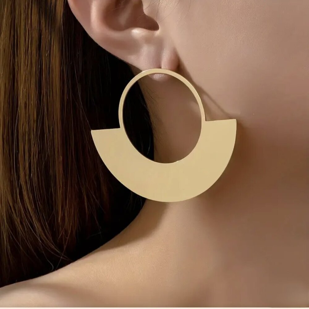 NEW Suki Burnished Gold Modernist Large Circle Statement Earrings